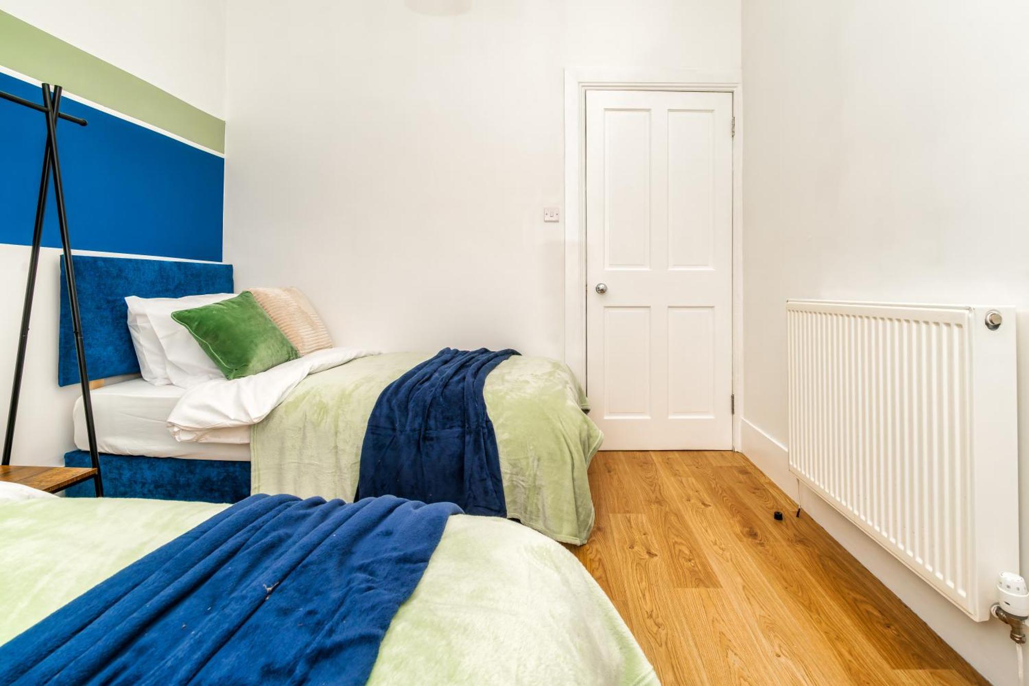 Cosy Retreat - Charming 2-Bed Apartment Greenock Zewnętrze zdjęcie