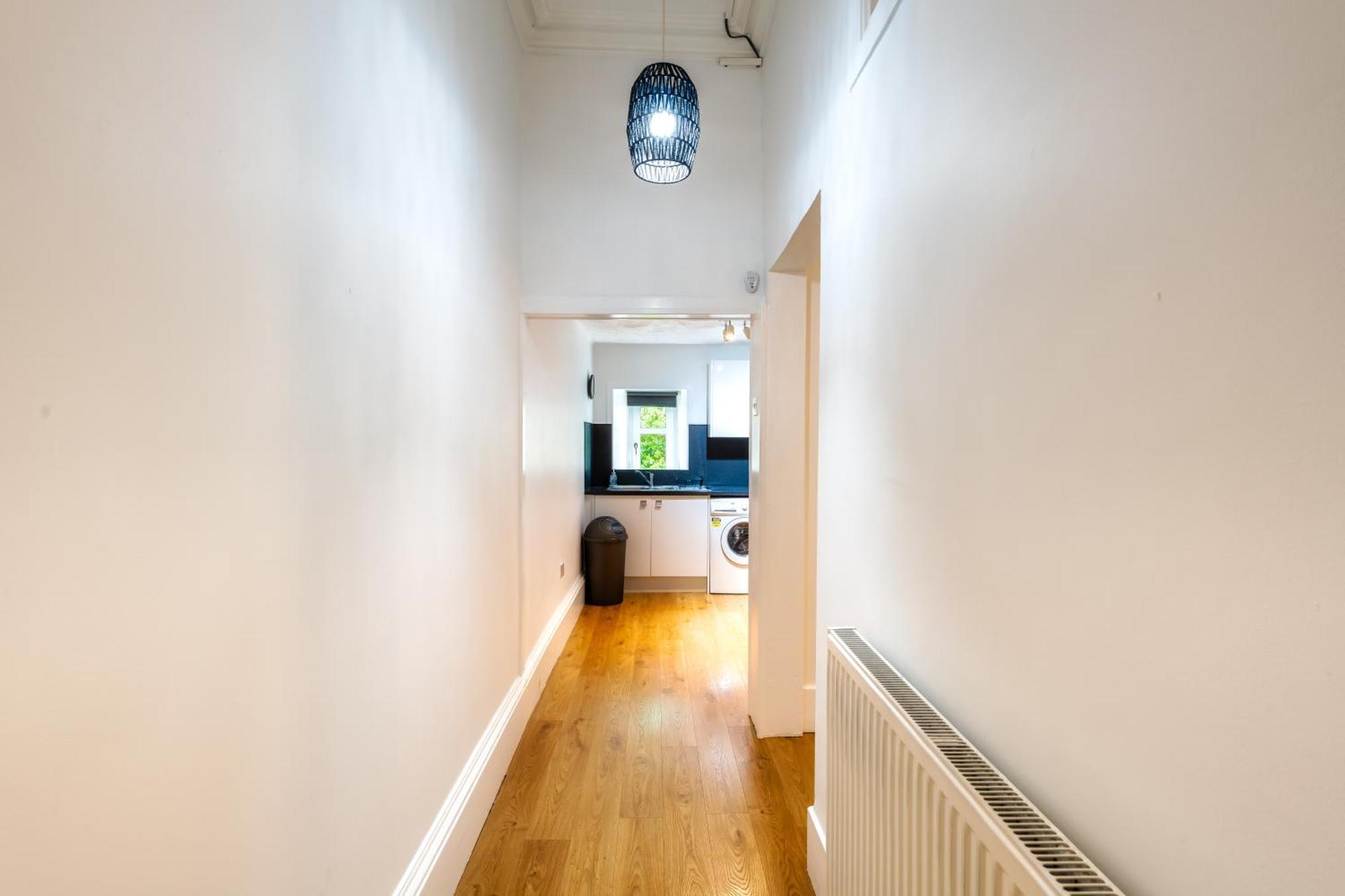Cosy Retreat - Charming 2-Bed Apartment Greenock Zewnętrze zdjęcie