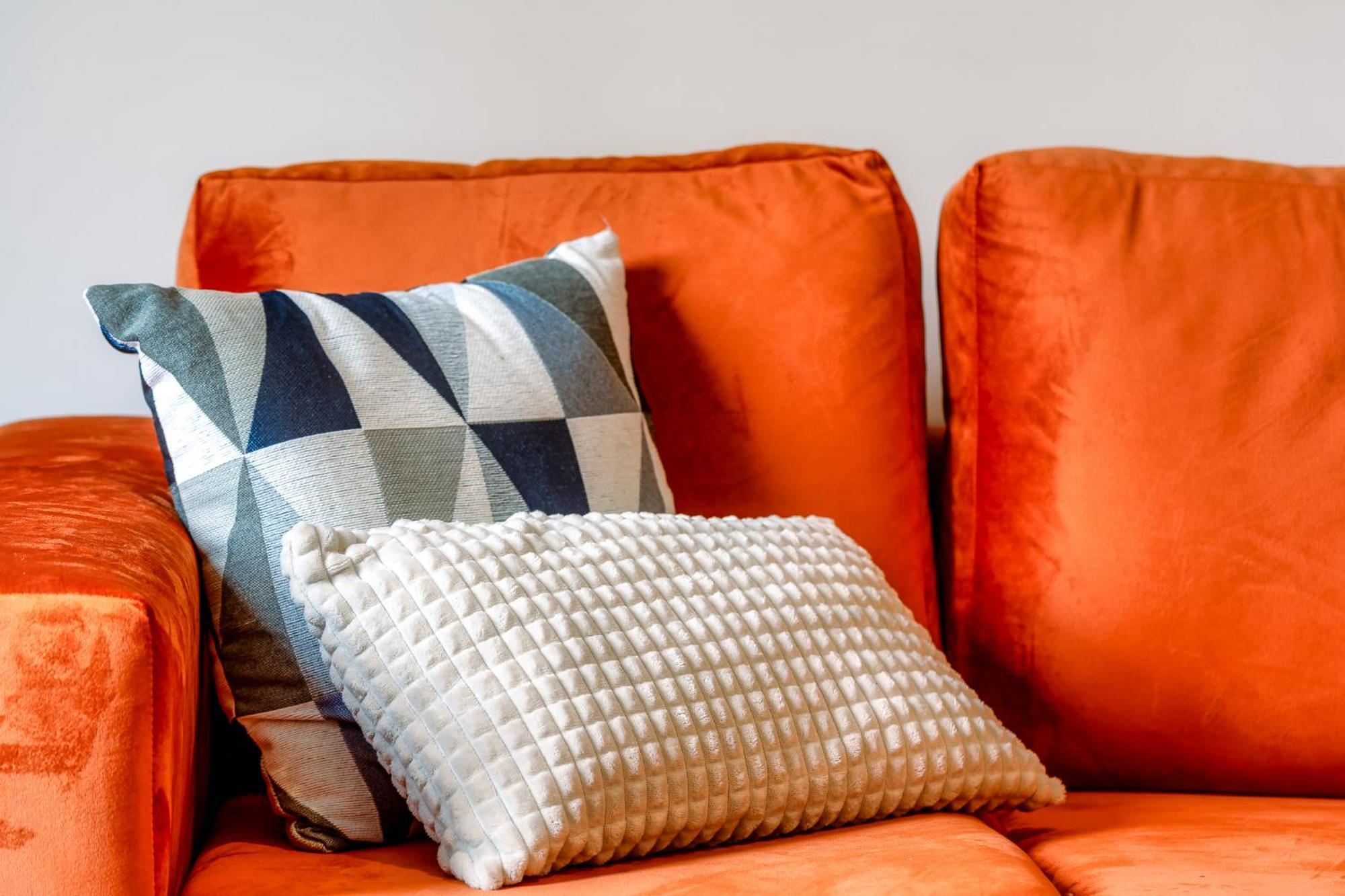 Cosy Retreat - Charming 2-Bed Apartment Greenock Zewnętrze zdjęcie